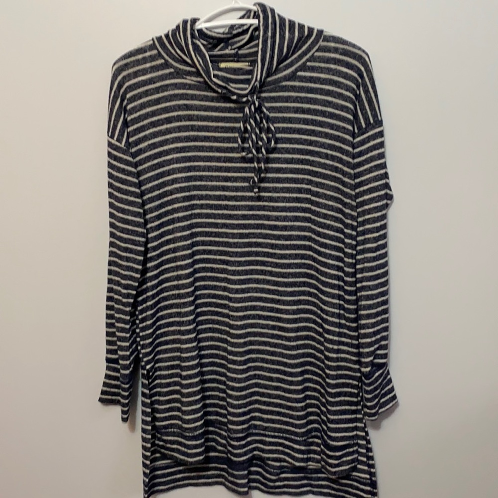 Ginger-long sleeved tunic top